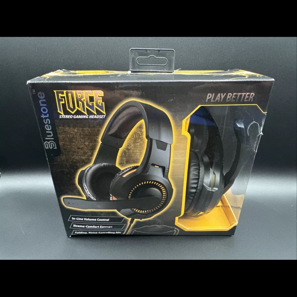 Force Stereo Gaming Headset By Bluestone New Sealed.